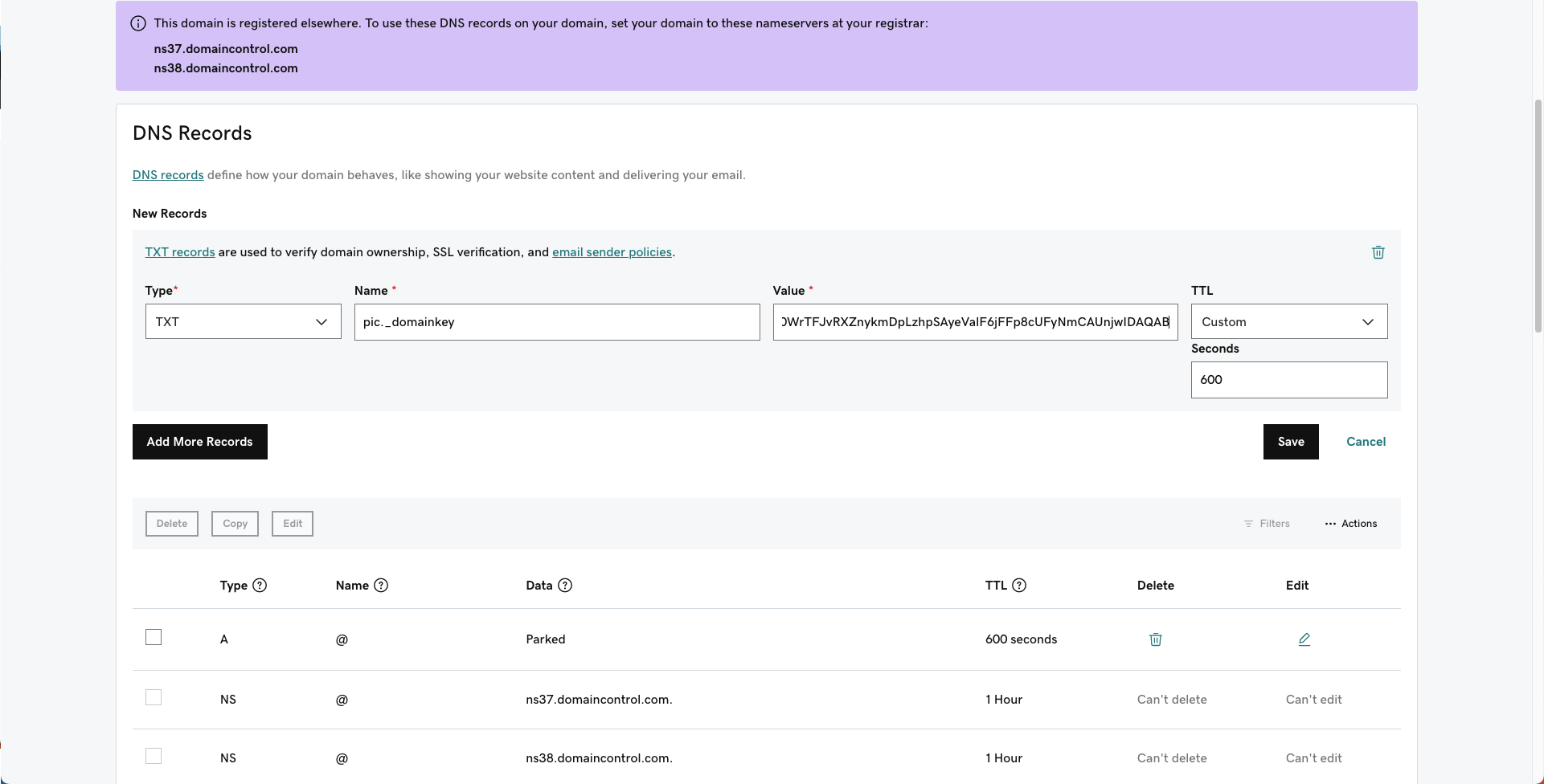 Adicionando o registro TXT de DKIM no GoDaddy